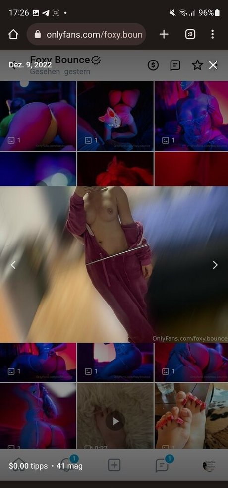 FoxyBounce model free photos