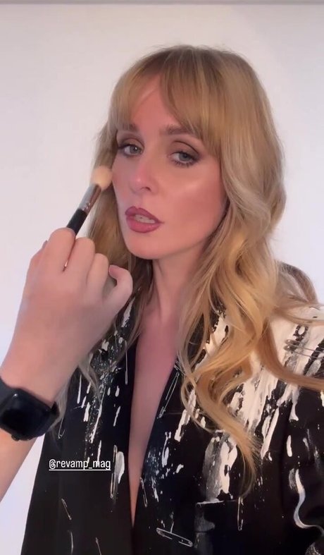 japanese milf onlyfans sexy naked pics