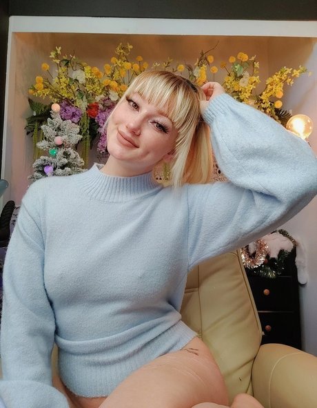 waifu onlyfans beautiful naked img