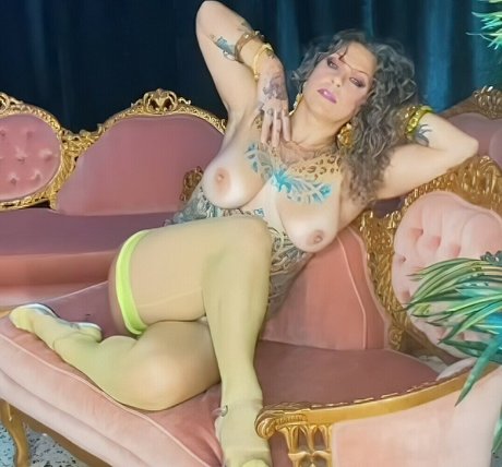 waitress onlyfans free xxx pictures