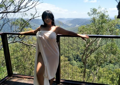 Aiysha Saagar pornstar hd archive