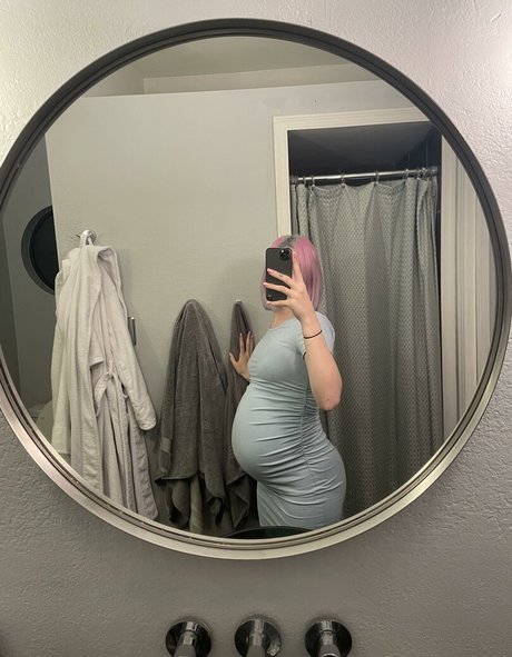 Peachy Shea exclusive star img