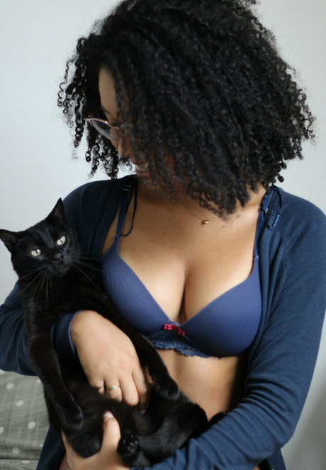 its charl0ttehall pornstar nude pic