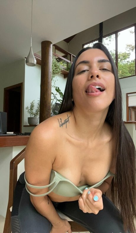 fablazed free pornographic model pics