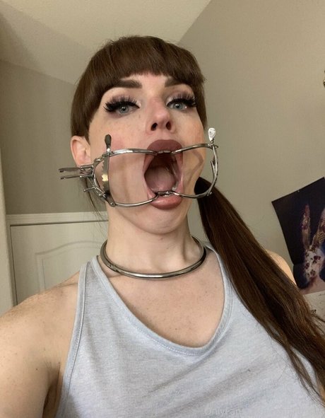 solo feet onlyfans free naked galleries