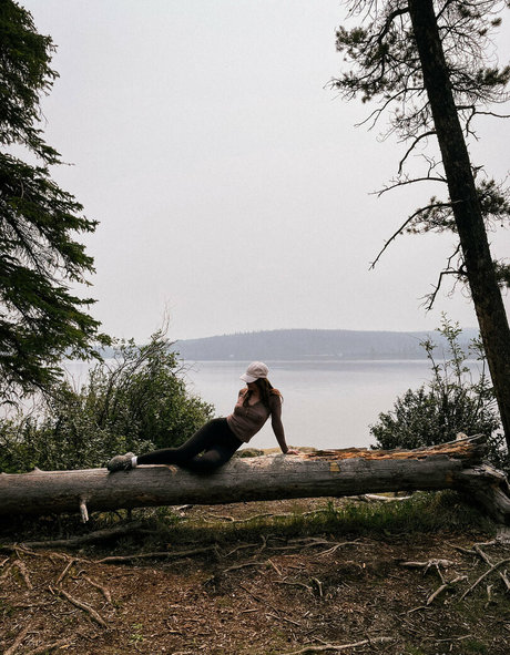 gooncalendar beautiful model picture