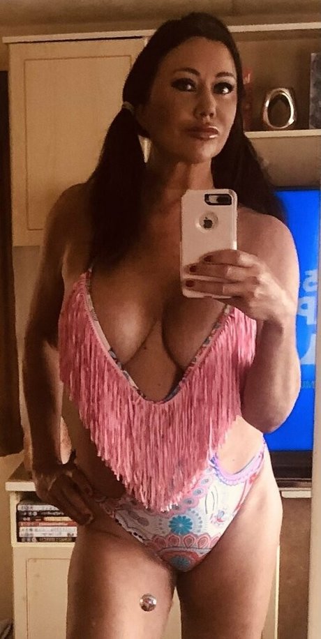 mslisaappleton high quality model photo