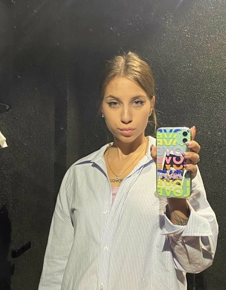 l hunnybunny l high quality actress image