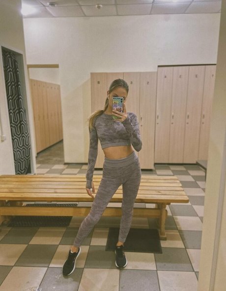 l hunnybunny l high quality actress photos