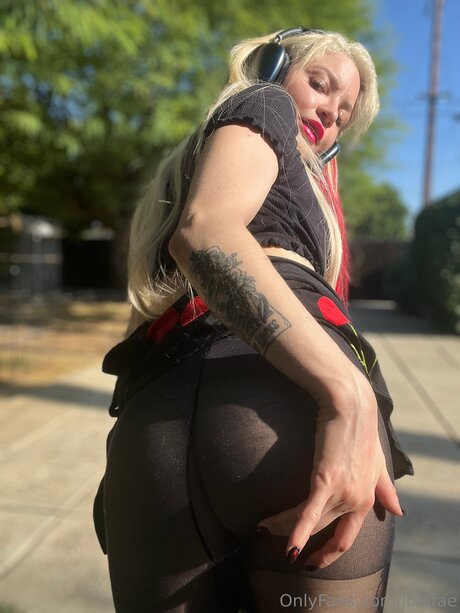 lolafae top actress picture