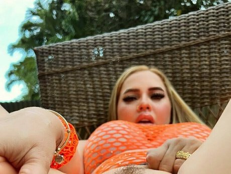 lesbian massage onlyfans free nude pics