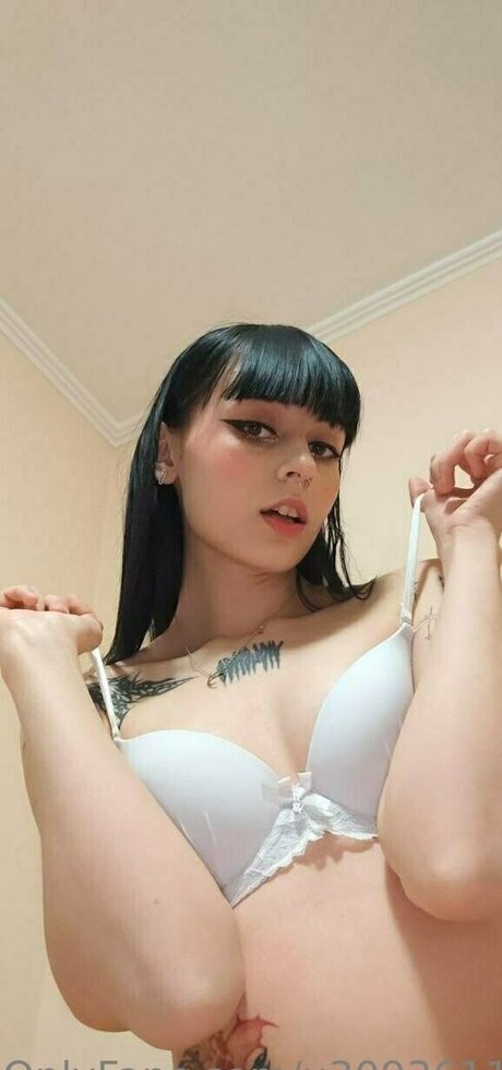 naomi bright star exclusive pictures