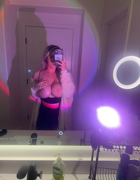 real twin onlyfans best pics