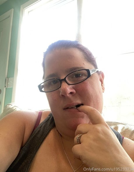 rckyshow beautiful star img