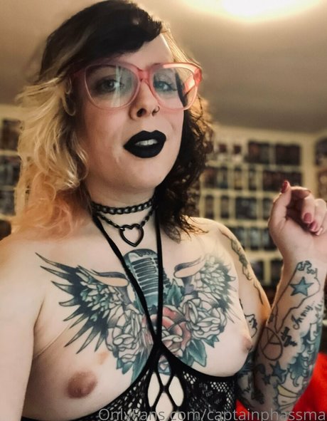 captainphassma free star picture