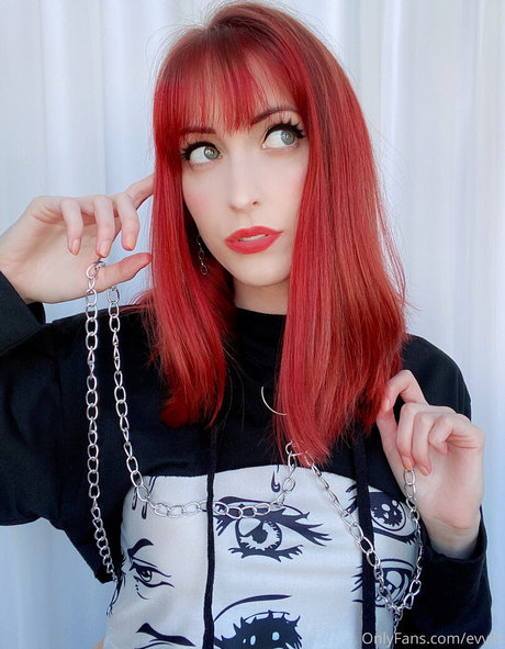 evvils model nude gallery