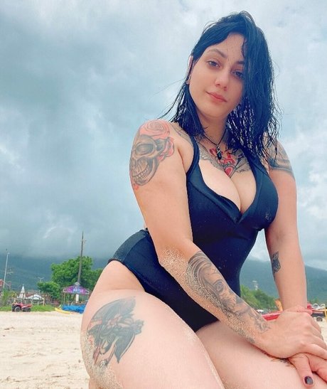 Deborah Milano model best image