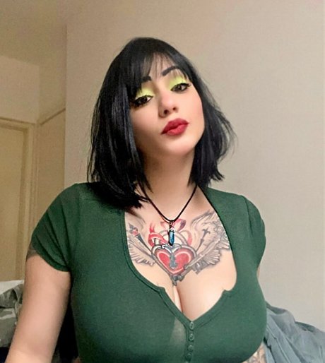 Deborah Milano nudes model img