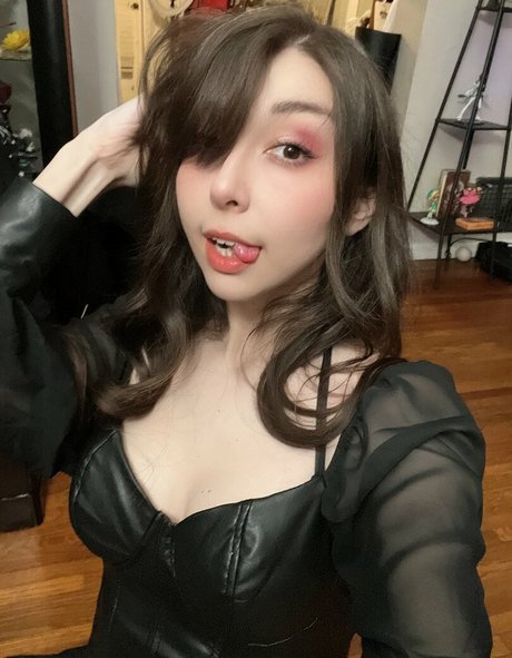 xbrinni sex star image