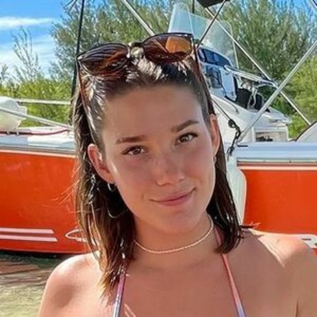 Milanka Bee Milanka bee nice model picture