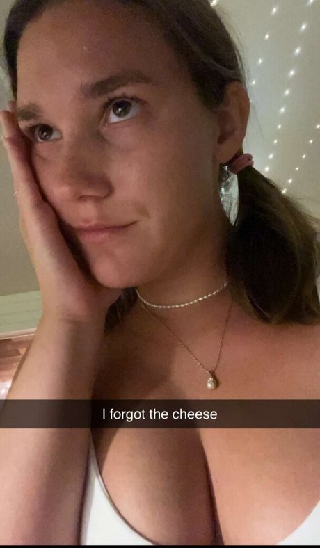 Milanka Bee Milanka bee star hot photos