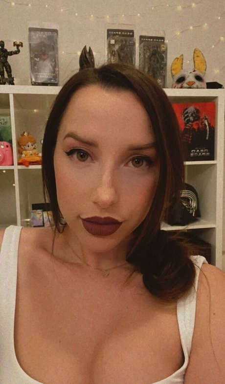 pregnant threesome onlyfans erotic image