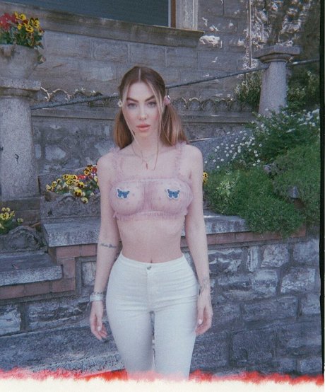 Valentina Fradegrada star hot images