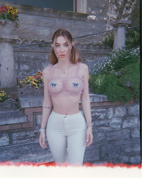 Valentina Fradegrada pornographic model picture