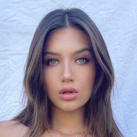 Madison Lewis free model pictures