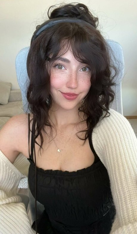 teen blowjob onlyfans sexy image