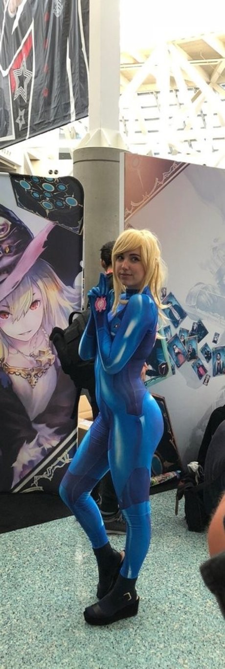 breebunn model hot image