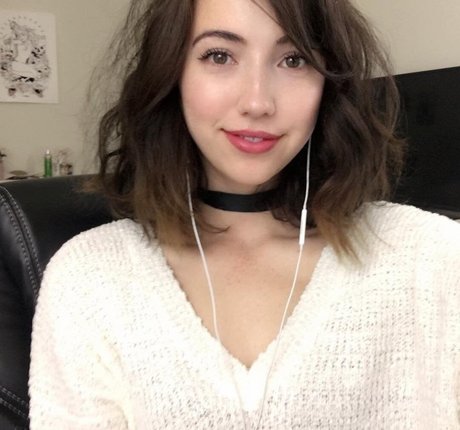 breebunn model top pic