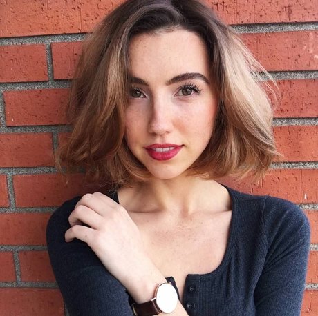 flat chested onlyfans free naked photos