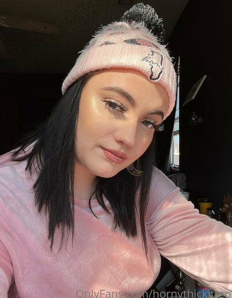 hornythickitten nudes pornstar archive