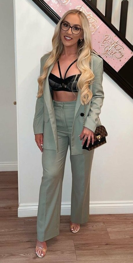 anal amateur onlyfans adult image