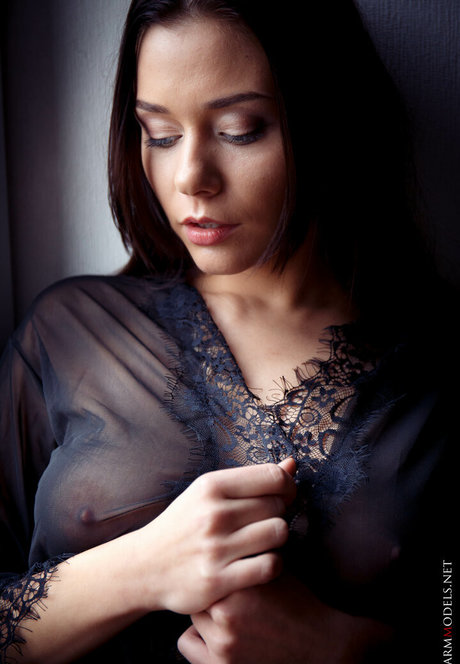 CharmModels naked star photo