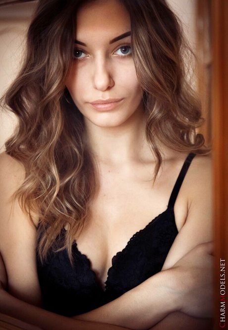 CharmModels perfect model gallery