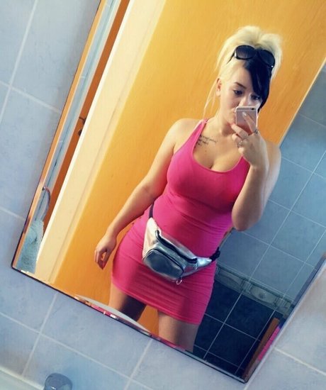 tinkonlyfansxo art star pic