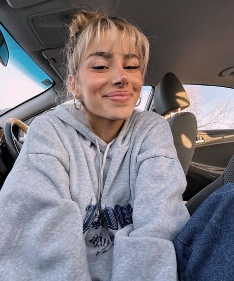 Xodidar model erotic gallery