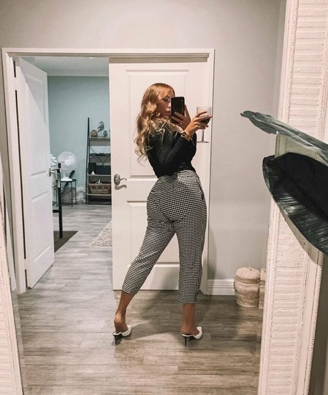 Madison Mclachlan model exclusive image