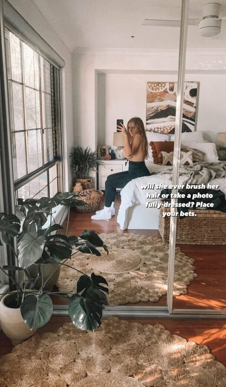 bunny xxx onlyfans hot porn gallery