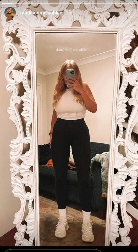 body onlyfans top photo