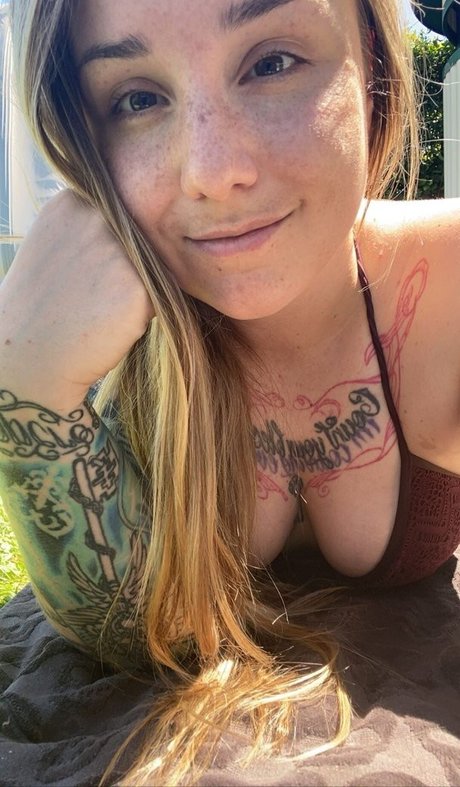 Missrage best star pic