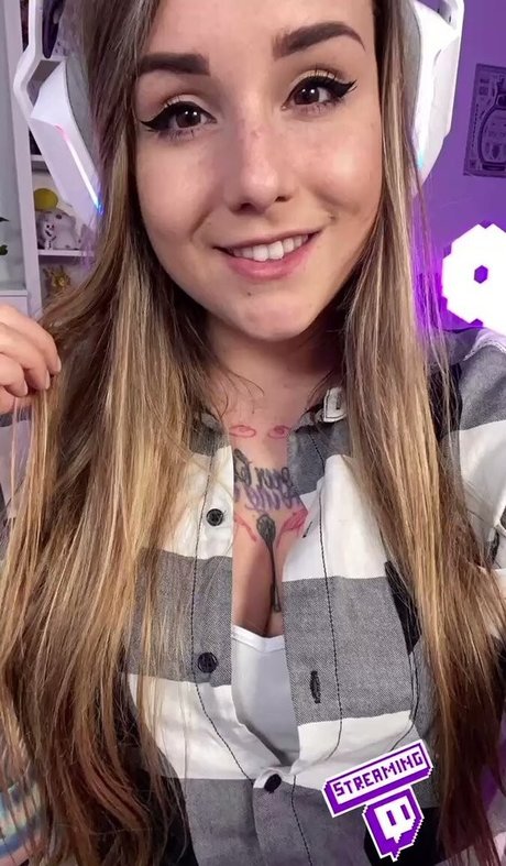 Missrage star pornographic photos