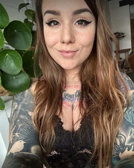 Missrage sexy pornstar pictures