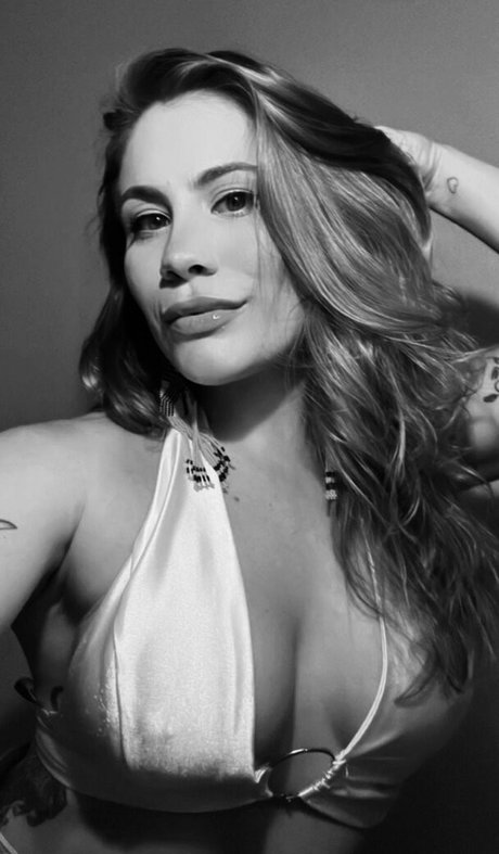 guimaraess1__ top pornstar pic