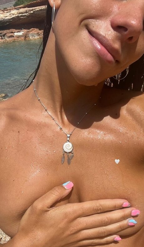 Estela Cruz adult model gallery