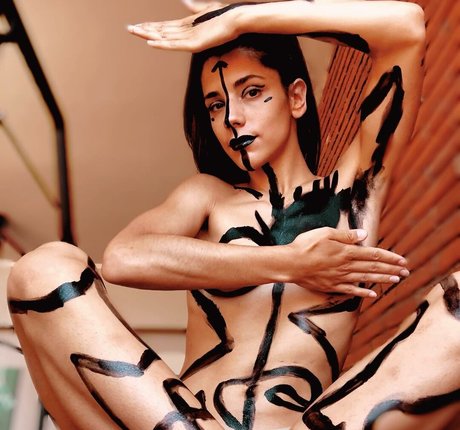 Estela Cruz model pictures