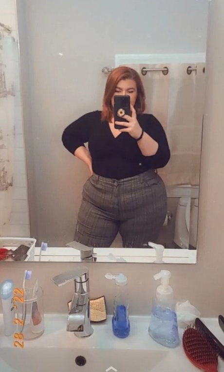 damned female perfect model pictures