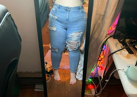 damned female model nude pics